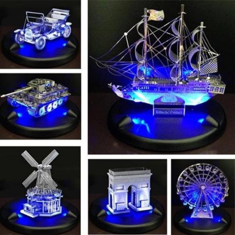 FASCINATIONS-Base-de-exhibicion-con-luces-led-azules-600-10081
