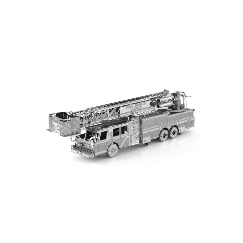 FASCINATIONS-Camion-de-bomberos-600-10225