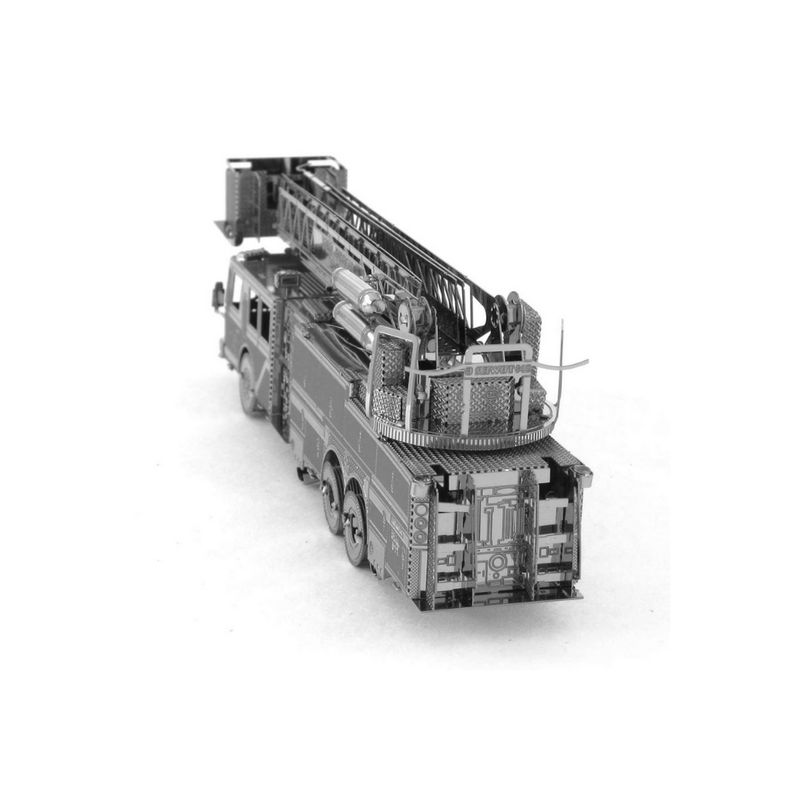 FASCINATIONS-Camion-de-bomberos-600-10225