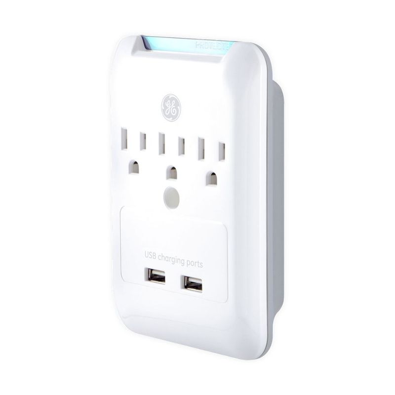 GE-Tomacorriente-y-protector-de-sobretensiones-de-3-salidas-y-2-puertos-USB-610-1004