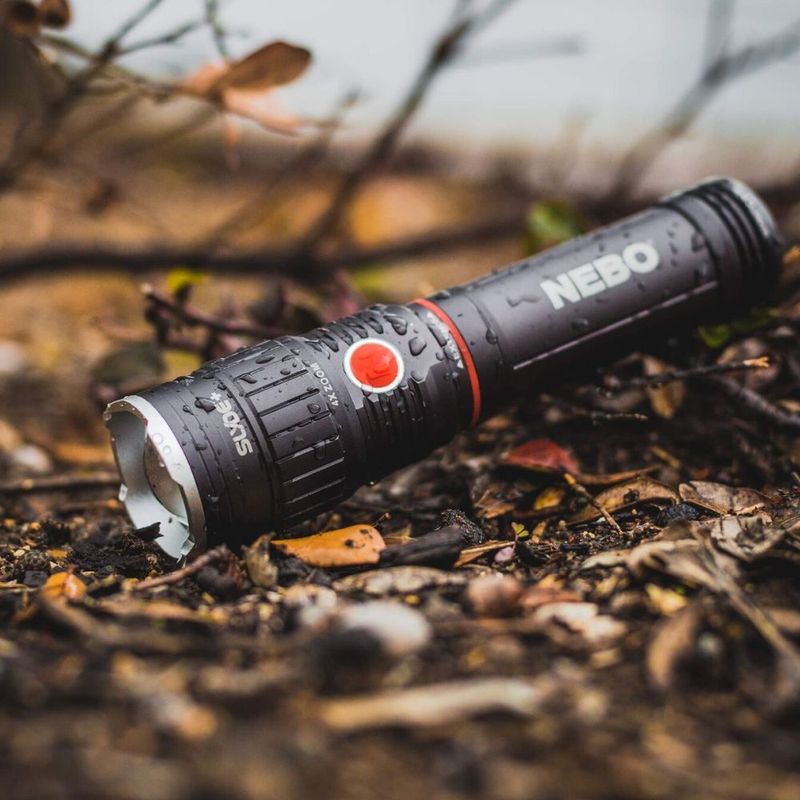 NEBO-Linterna-Nebo-Slyde--400-lumenes-610-3727