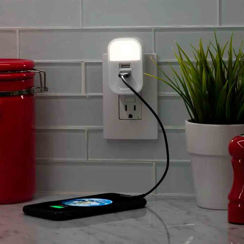 ENBRIGHTEN-Lampara-de-Noche-con-USB-290-9110