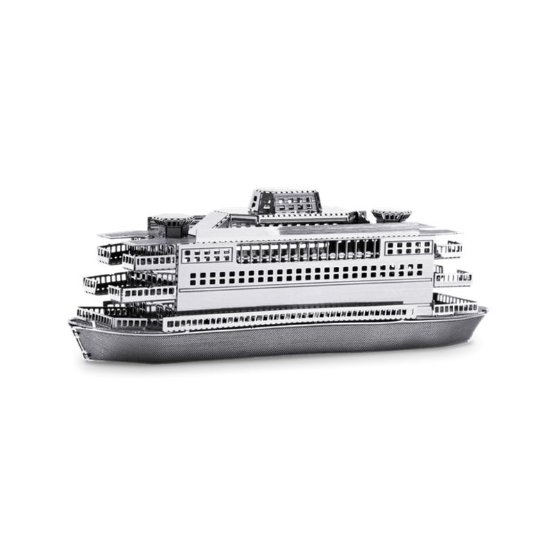 FASCINATIONS-Commuter-ferry-600-10121