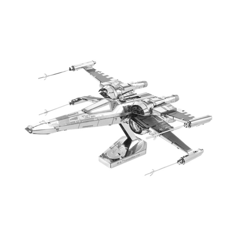 FASCINATIONS-Poe-damerons-xwing-600-10291