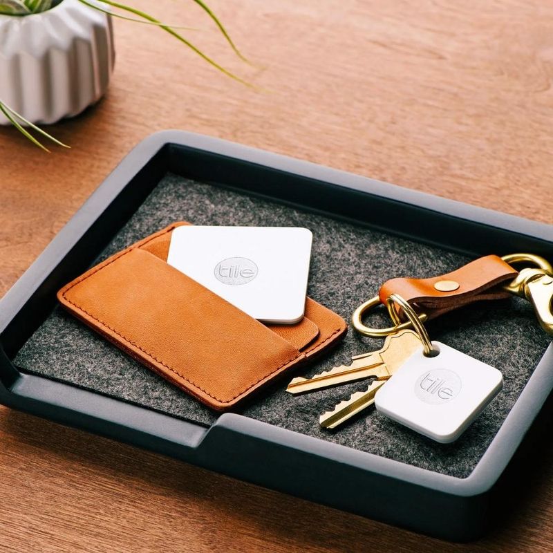 TILE-Localizador-Tag-Tile-Slim--Localiza-tu-Telefono-y-Cartera-con-Facilidad-630-6203