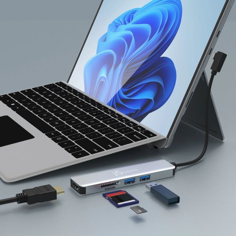 J5CREATE Estación de Acoplamiento USB-C j5create 260-5270