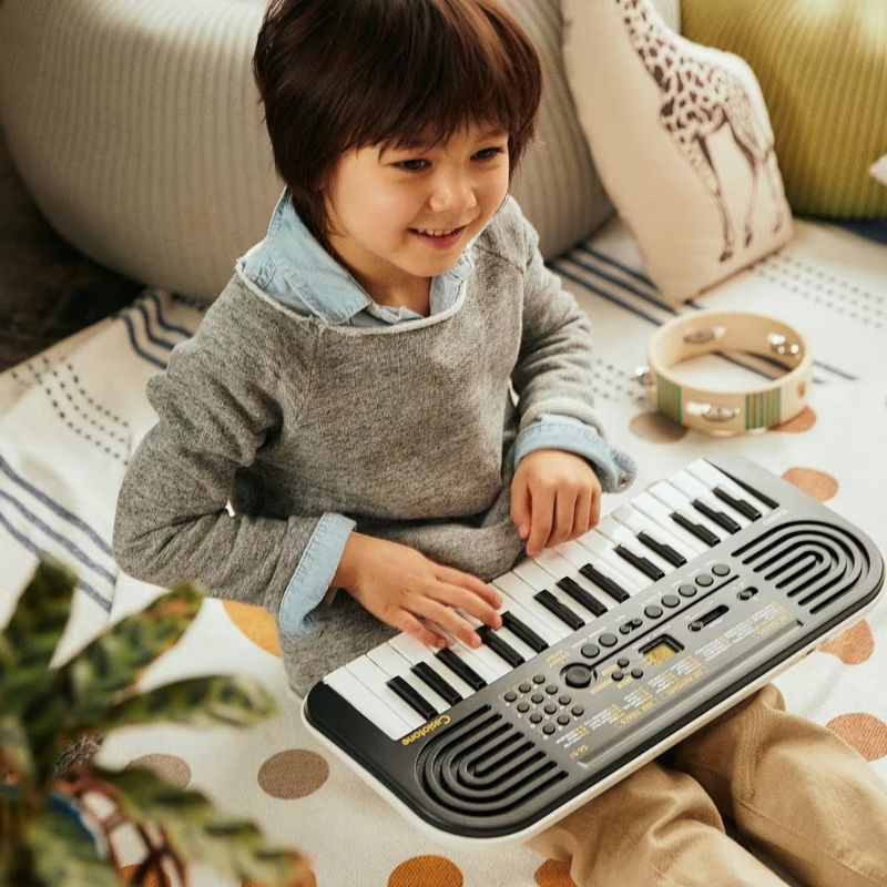 CASIO Teclado Casio SA-51 de 32 Teclas con 100 Tonos, 50 Ritmos y Canciones Integradas 420-8190